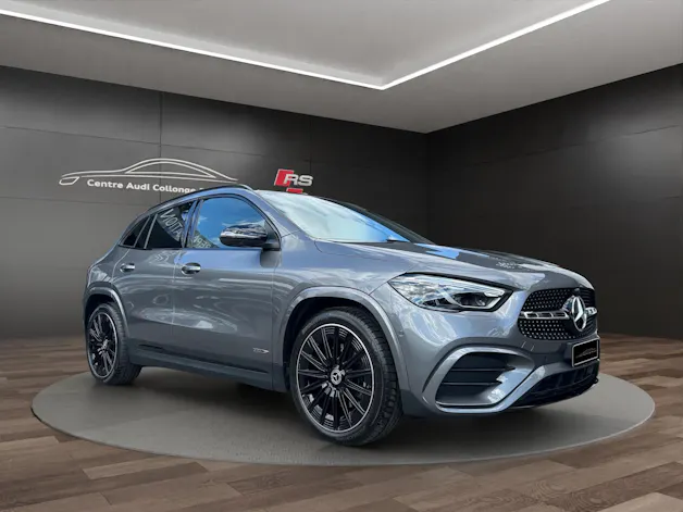 Mercedes-Benz GLA 220 4Matic 8G-DCT