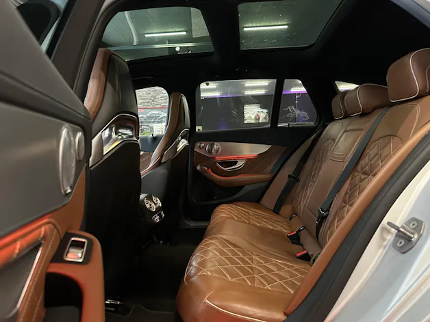 Mercedes-Benz C 63 S AMG Speedshift