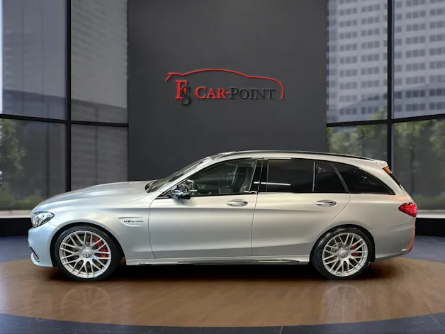 Mercedes-Benz C 63 S AMG Speedshift