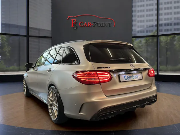 Mercedes-Benz C 63 S AMG Speedshift