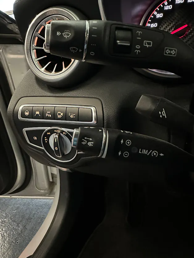 Mercedes-Benz C 63 S AMG Speedshift