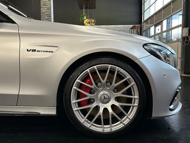 Mercedes-Benz C 63 S AMG Speedshift