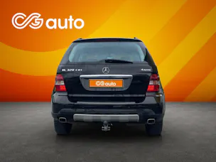 Mercedes-Benz ML 320 CDI 4Matic 7G-Tronic