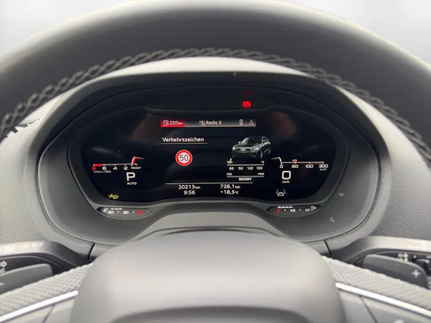 Audi SQ2 TFSI quattro S-tronic