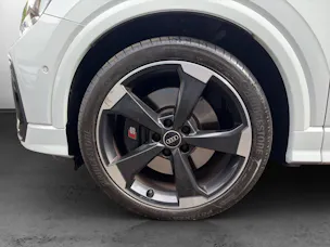 Audi SQ2 TFSI quattro S-tronic
