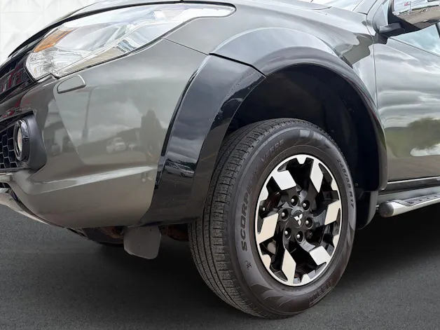 Mitsubishi L 200 2.4 Style Double Cab A