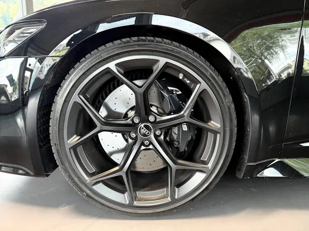 Audi RS6 Avant 4.0 TFSI V8 Performance quattro