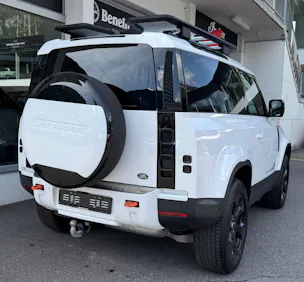 Land Rover Defender Hard Top 90 3.0D I6 200 AT8