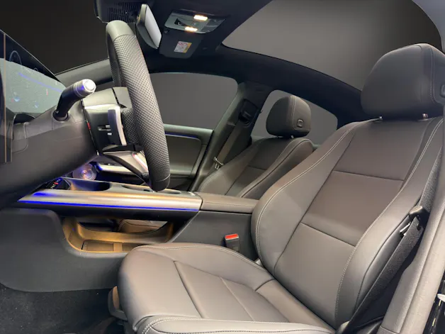 Mercedes-Benz CLA 220 4MATIC