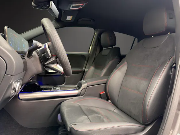Mercedes-Benz EQA 350 4MATIC "Excellence Edition"