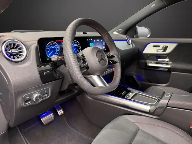 Mercedes-Benz EQA 350 4MATIC "Excellence Edition"