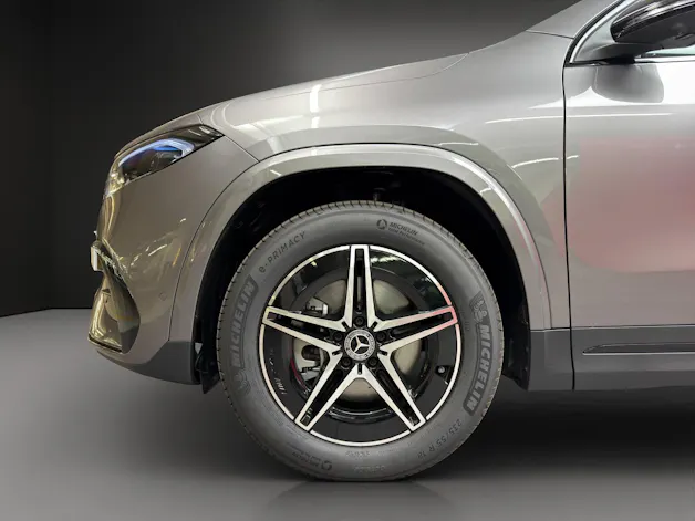 Mercedes-Benz EQA 350 4MATIC "Excellence Edition"