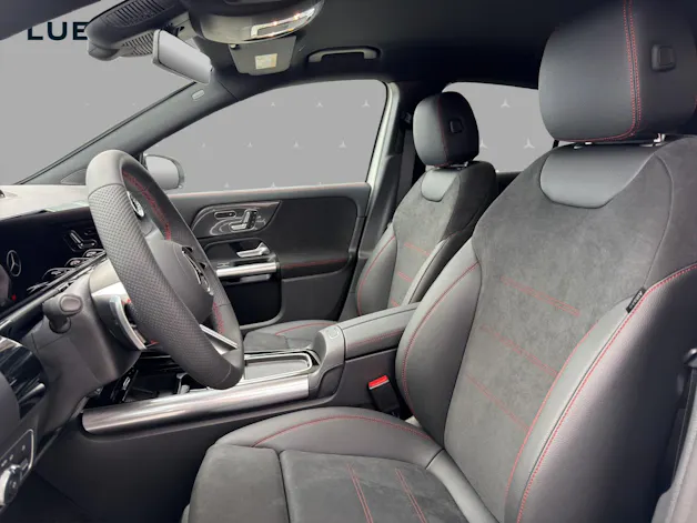 Mercedes-Benz GLA 200 Night Star 7G-DCT