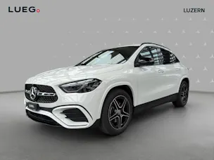 Mercedes-Benz GLA 200 Night Star 7G-DCT