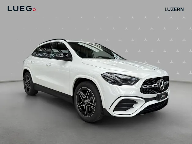 Mercedes-Benz GLA 200 Night Star 7G-DCT