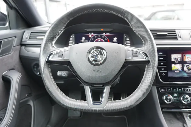 Škoda Superb 1.4 TSI Sport Line PHEV DSG