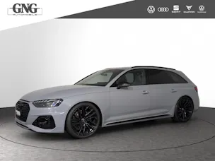 Audi RS4 Avant quattro tiptronic