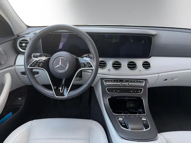 Mercedes-Benz E 300 de 4M AMG Line