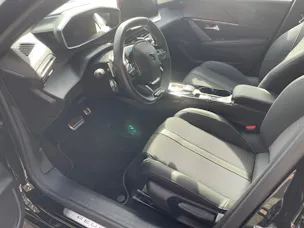 Peugeot 208 1.2 MHEV 145 GT