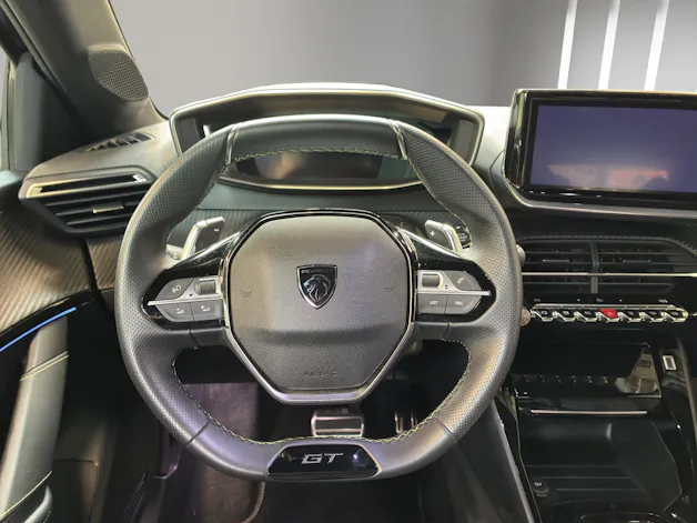 PEUGEOT 208 1.2 MHEV 145 GT