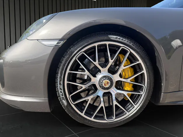 Porsche 911 Turbo S PDK