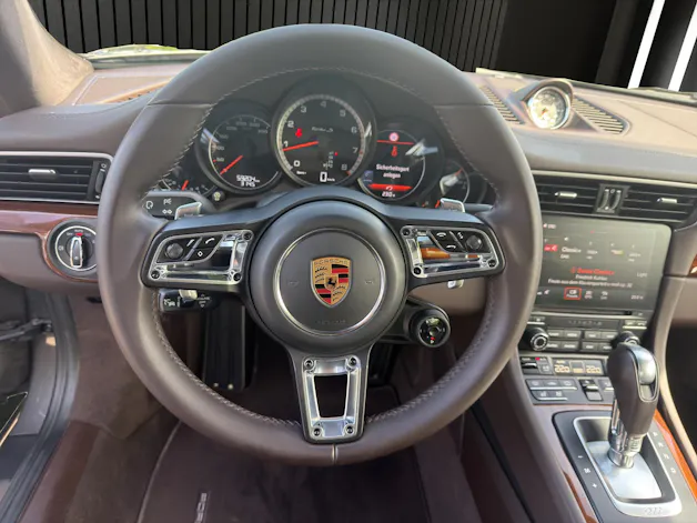 Porsche 911 Turbo S PDK