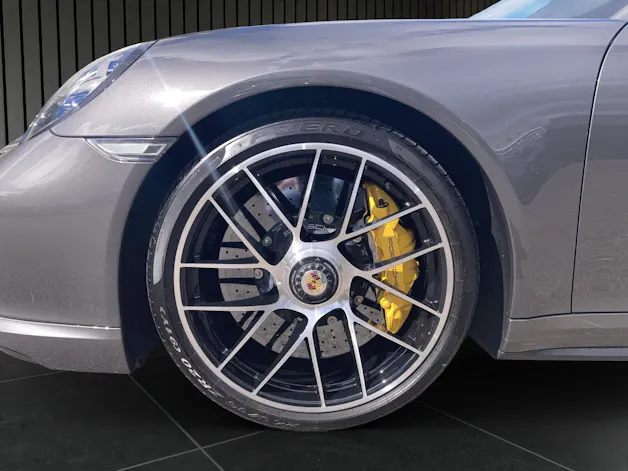 Porsche 911 Turbo S