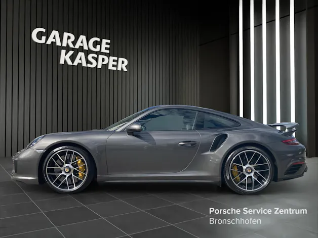 Porsche 911 Turbo S