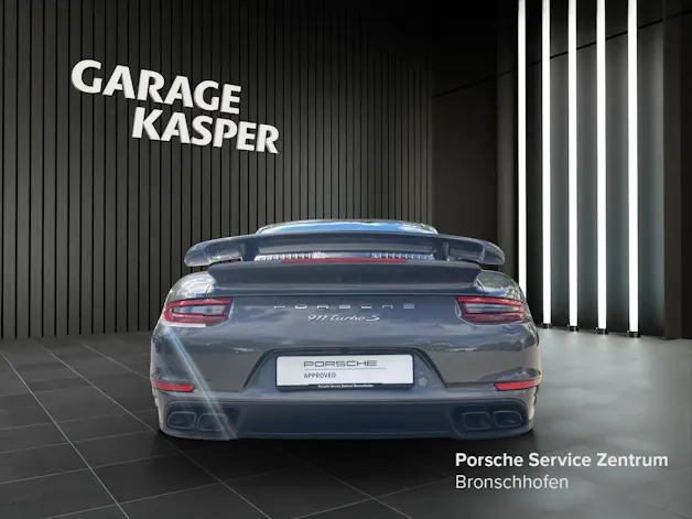 Porsche 911 Turbo S