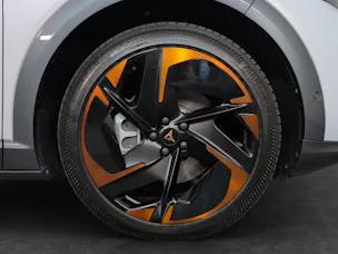 Cupra Tavascan Type 9 77 kWh VZ Adrenaline