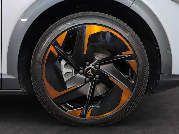 Cupra Tavascan Type 9 77 kWh VZ Adrenaline