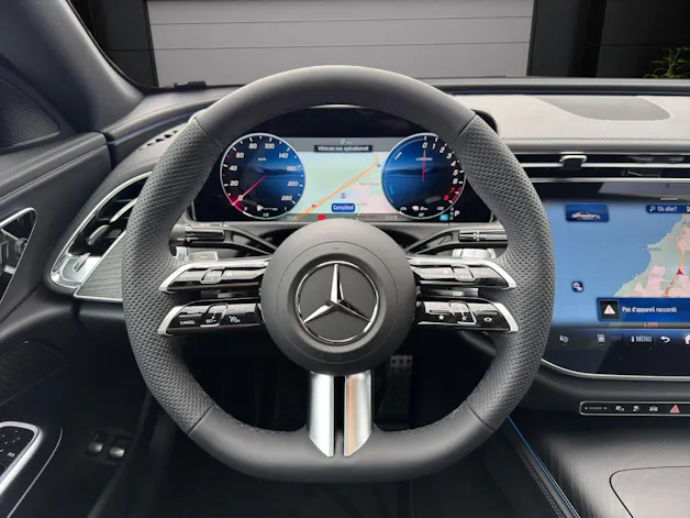 Mercedes-Benz E 300 e 4Matic EQ Hybrid 9G-Tronic