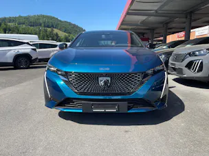 Peugeot 308 1.2 HEV 136 GT