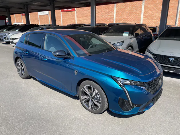 Peugeot 308 1.2 HEV 136 GT