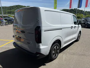Ford Transit Custom Van PHEV 320 L1H1 Trend Automat