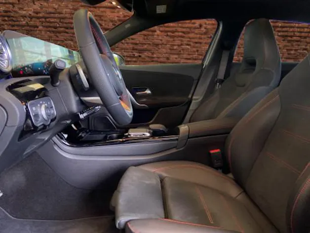 Mercedes-Benz A 250 AMG Line 4Matic
