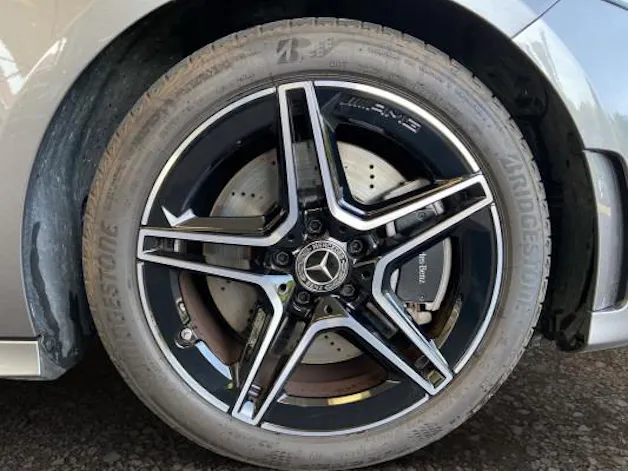 Mercedes-Benz A 250 AMG Line 4Matic