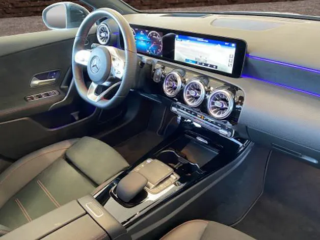 Mercedes-Benz A 250 AMG Line 4Matic