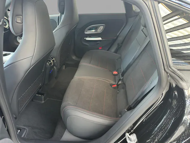 Mercedes-Benz CLA 220 8G-DCT 4Matic