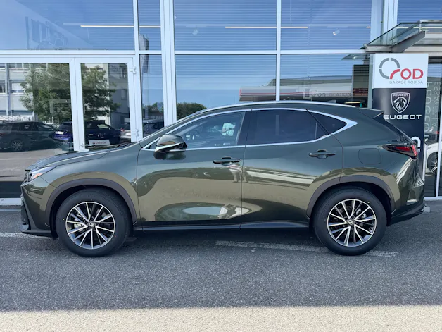 Lexus NX 450h+ E-FOUR Comfort