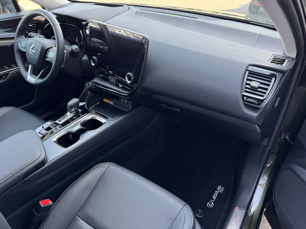 Lexus NX 450h+ E-FOUR Comfort
