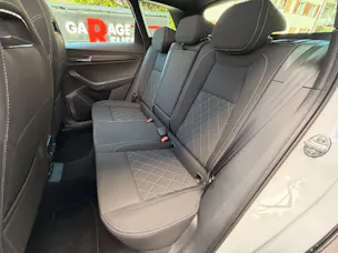 Škoda Karoq Sportline 4x4 *** PANORAMADACH & VIELES MEHR !!! ***