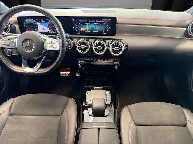 Mercedes-Benz CLA SB 200 AMG Line 7G