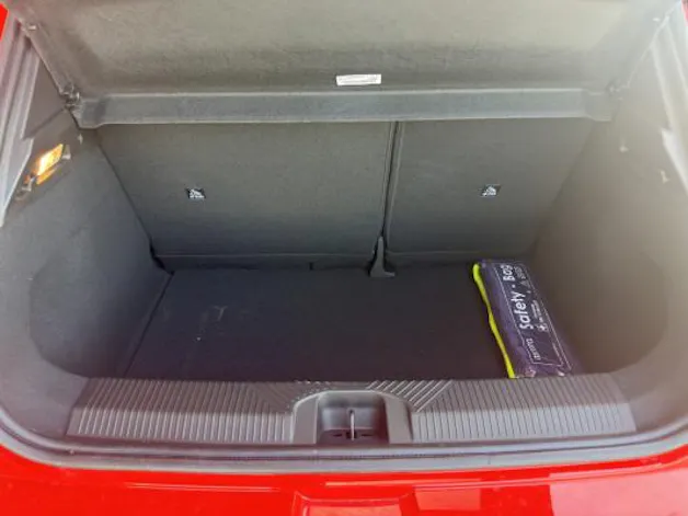 Nissan Micra 52kWh Advance