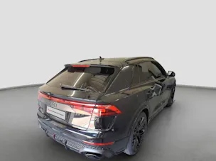 Audi RSQ8 performance quattro