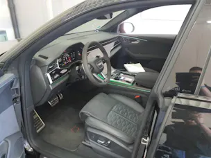 Audi RSQ8 performance quattro