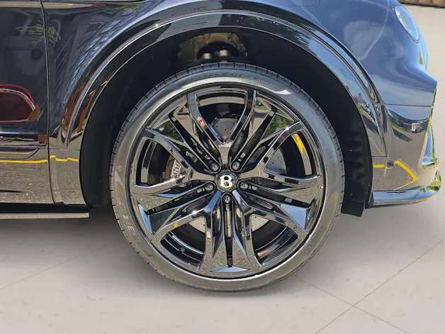 Bentley Bentayga Speed V8 650 PS