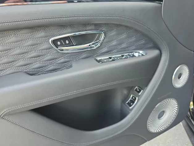 Bentley Bentayga Speed V8 650 PS