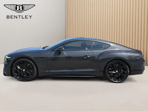 Bentley Continental GT Speed 782 PS PHEV/ 1.9% Leasing möglich.