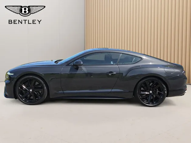 Bentley Continental GT Speed 782 PS PHEV/ 1.9% Leasing möglich.